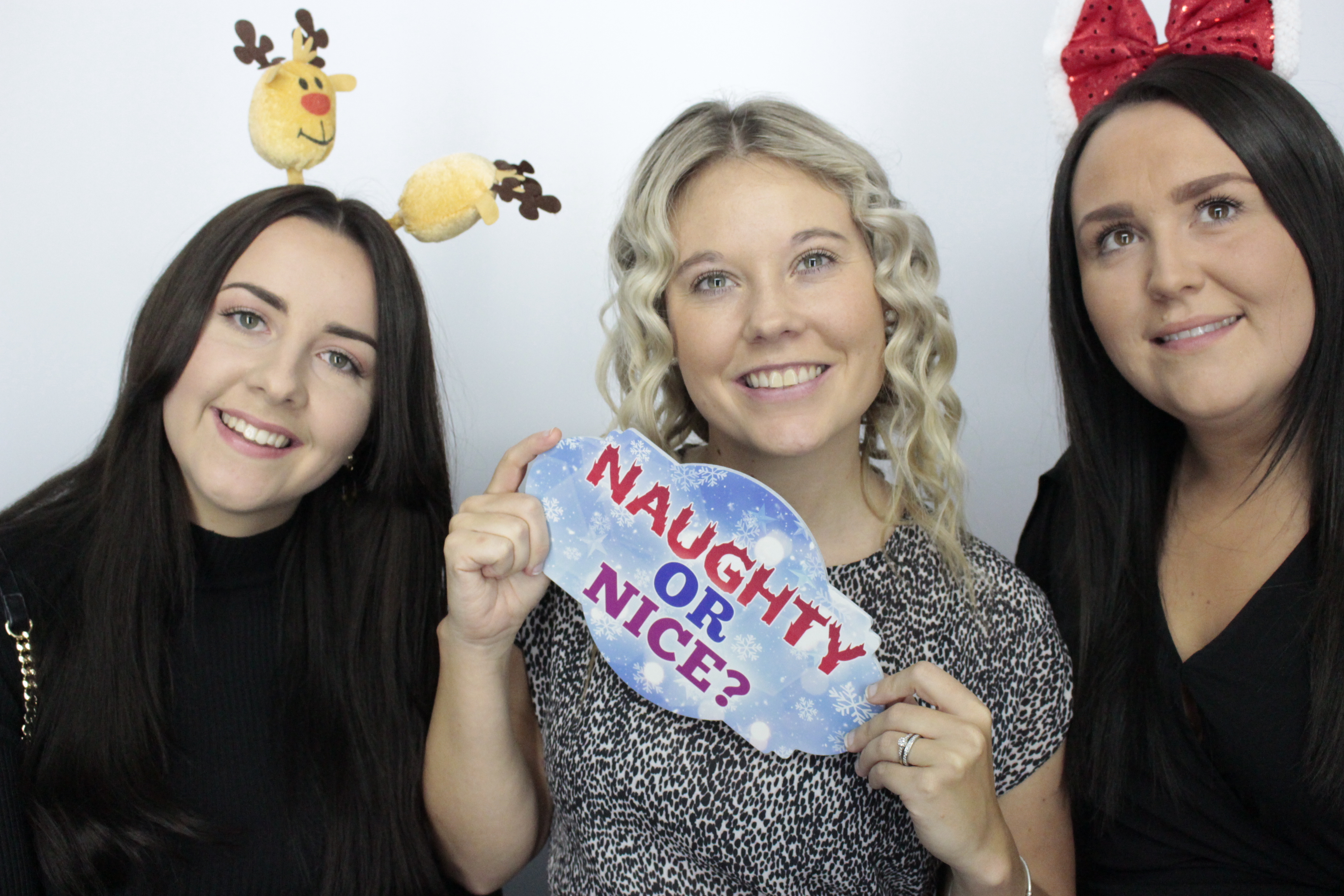 Fittleworth Medical Christmas Party | View more photos from the event at gallery.myphotoboothexperience.co.uk/u/MyPhotoBoothExperienceLtd/Fittleworth-Medical-Christmas-Party
